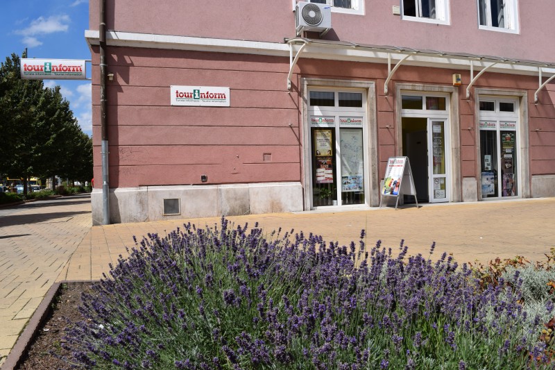 2014. június (26)